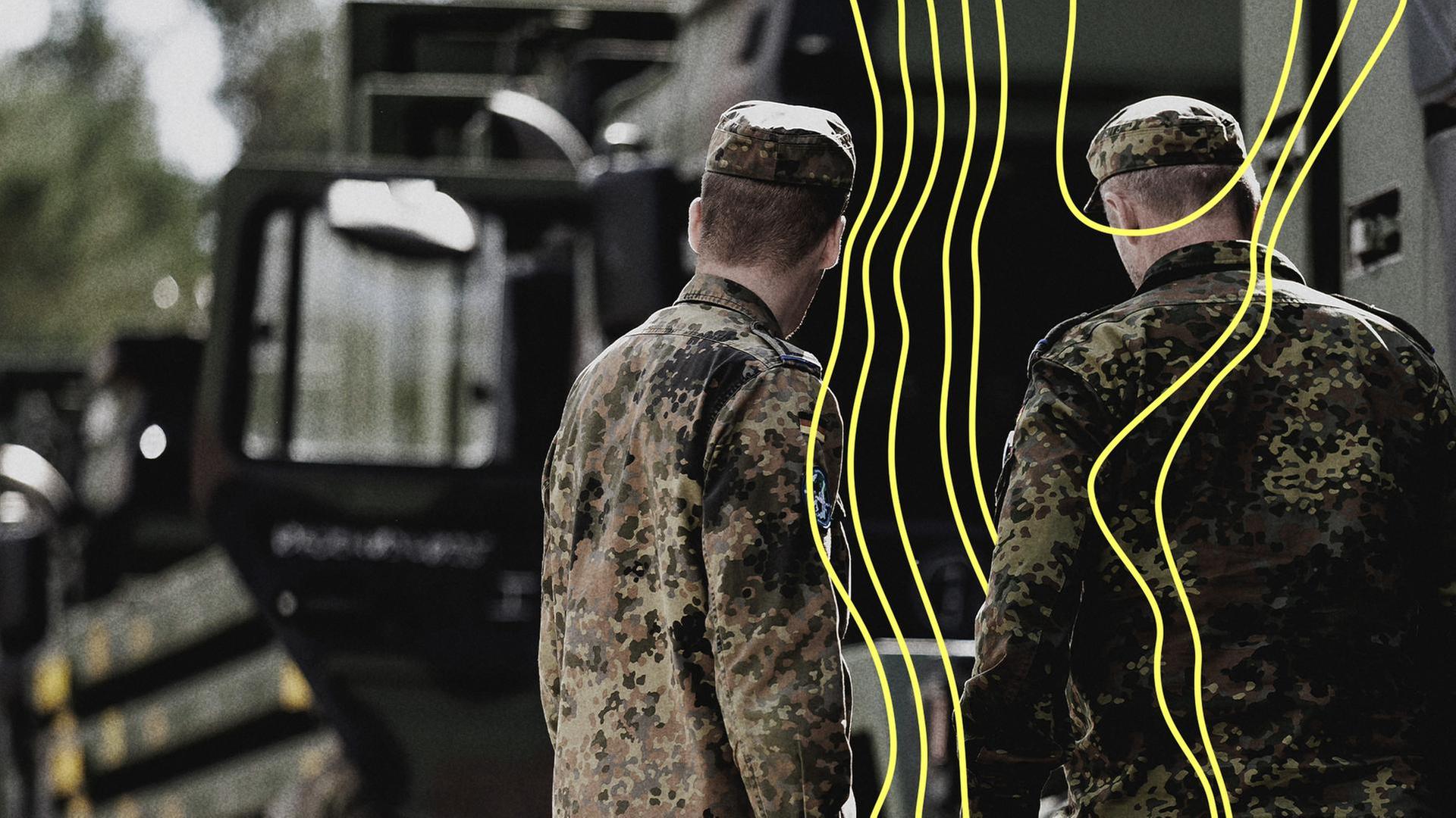 Soldaten stehen an einer Kolonne. | IMAGO / photothek