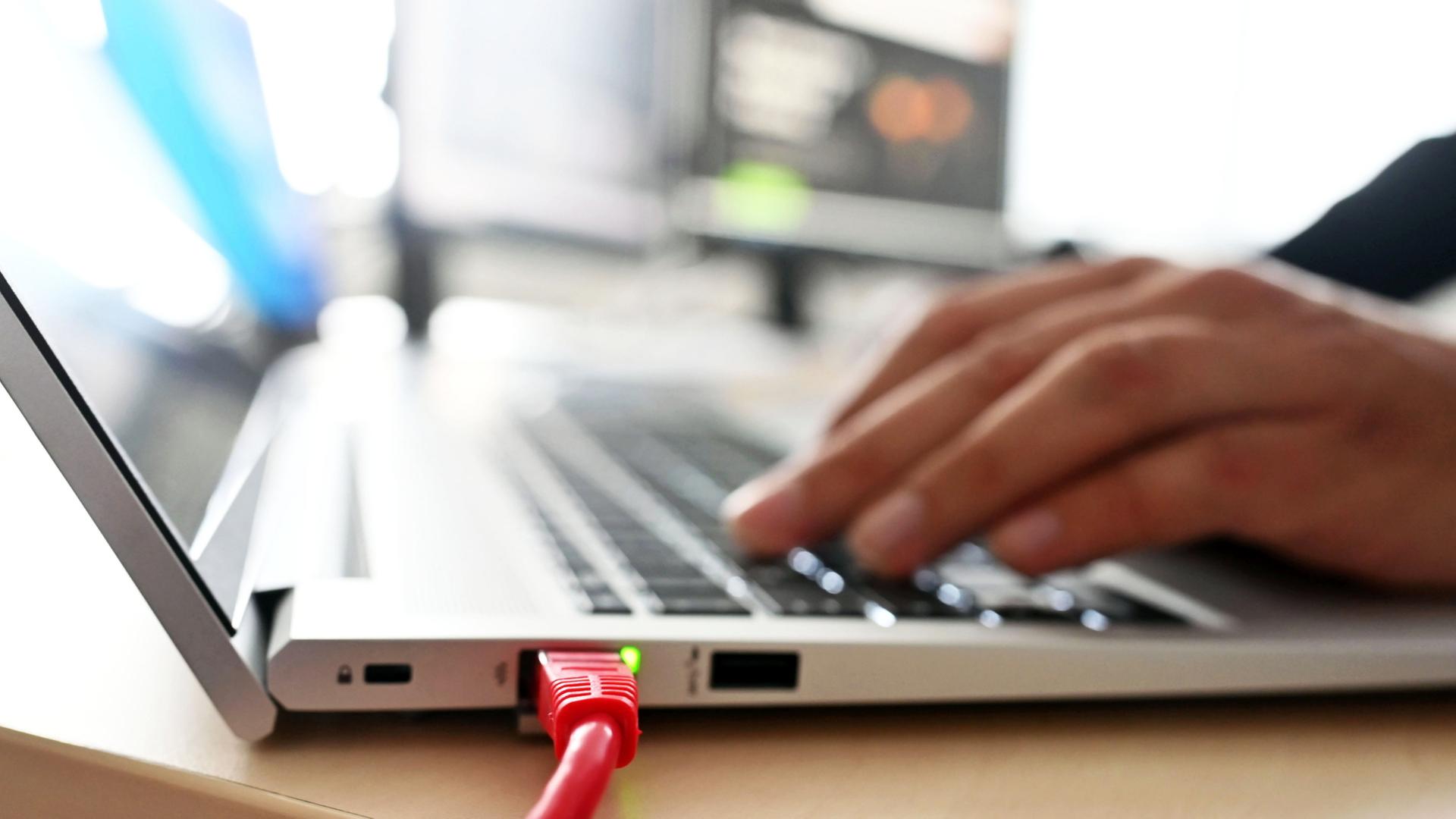 Studie: Wenn KI nicht weniger, sondern mehr Arbeit macht Studie: Wenn KI nicht weniger, sondern mehr Arbeit macht