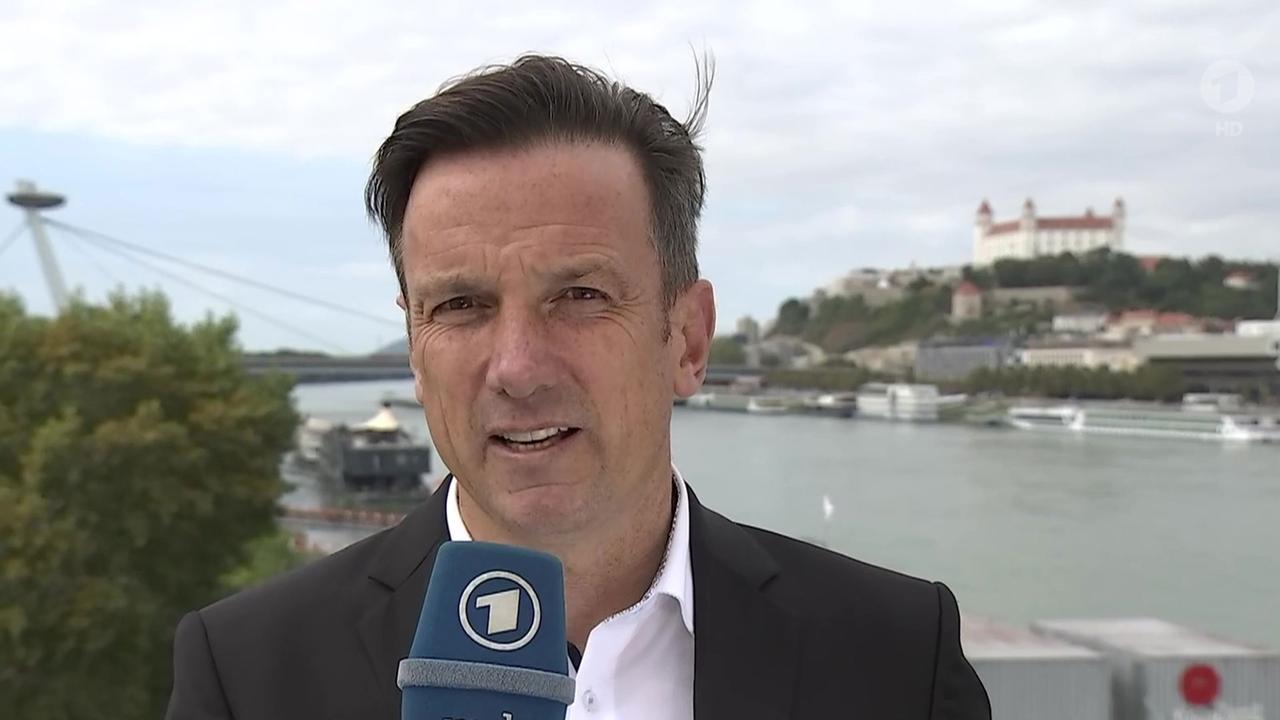 Danko Handrick, ARD Prag,zzt. Bratislava, zum Sieg der