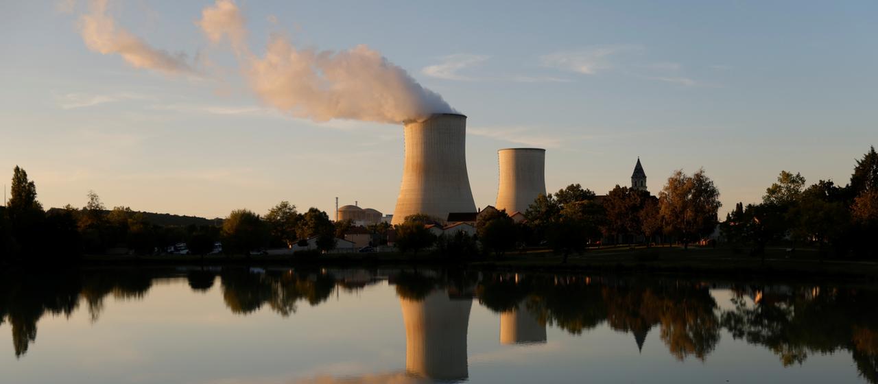 Zwei franzsische Atomreaktoren wegen Mngeln vom Netz | tagesschau.de