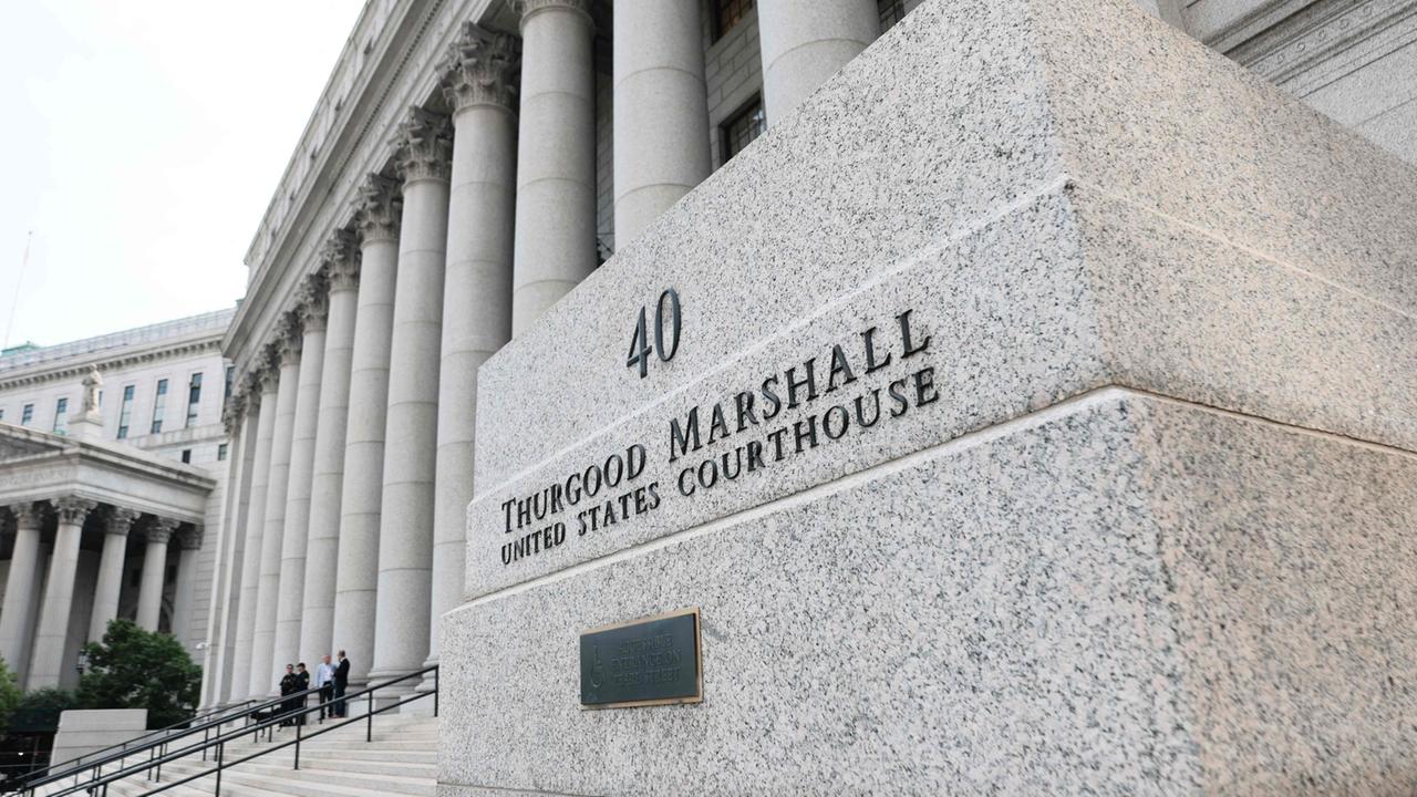 Mord an US-Versicherungschef: Angeklagter Luigi M. gesteht Schüsse