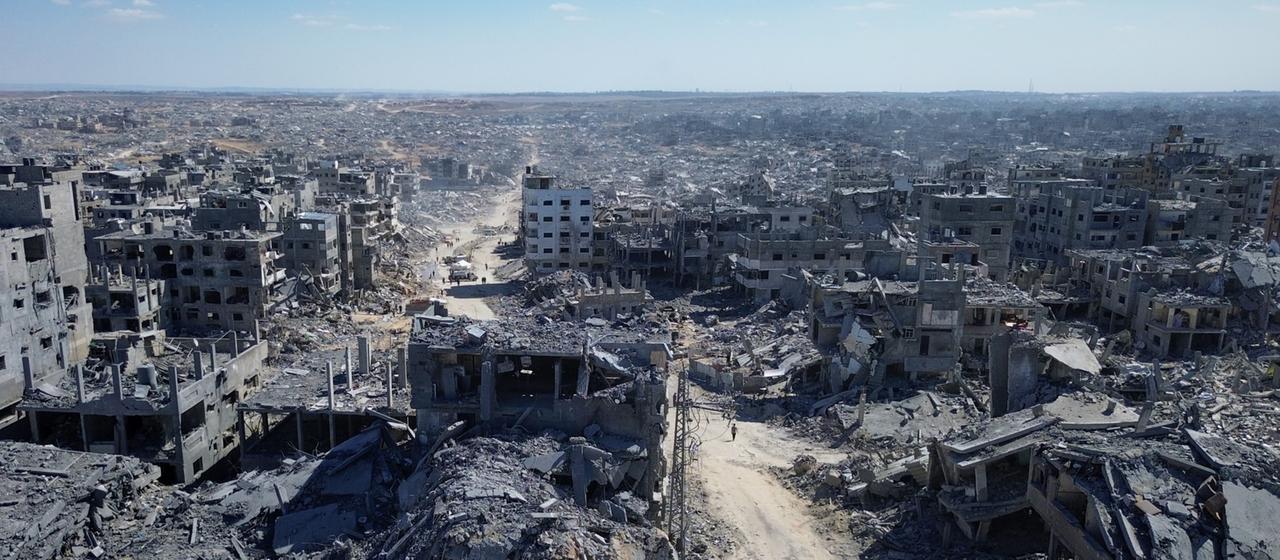 Luftaufnahme zerstörter Gebäude in Gaza-Stadt | dpa Luftaufnahme zerstörter Gebäude in Gaza-Stadt