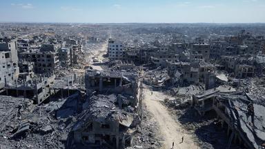 Luftaufnahme zerstörter Gebäude in Gaza-Stadt