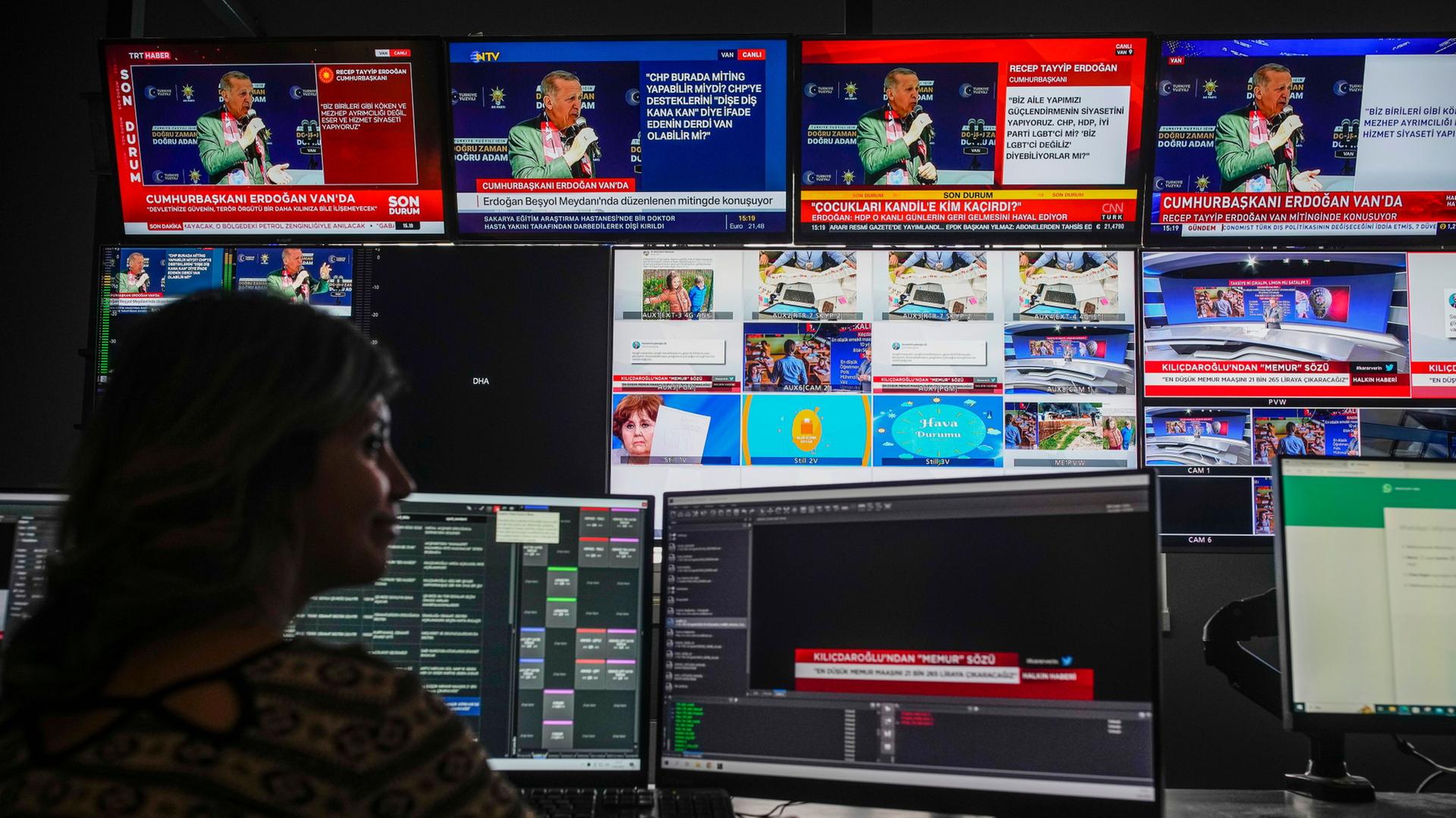 Polizei durchsucht regierungskritischen Fernsehsender in der Türkei