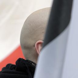 Rechtsextreme demonstrieren am Mainzer Hauptbahnhof