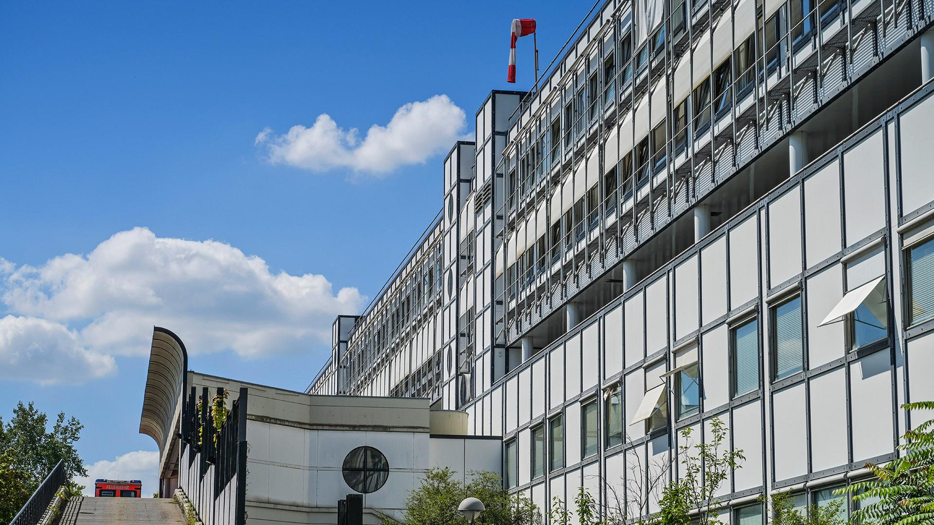 Symbolbild: Eingang des Vivantes Klinikums Neukölln.(Quelle:picture alliance/Schoening) | picture alliance/Schoening