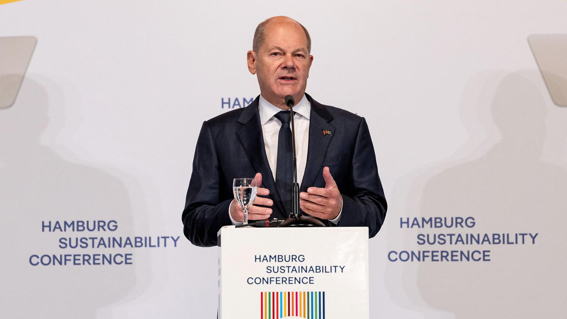 Olaf Scholz spricht bei der Hamburg Sustainability Conference.