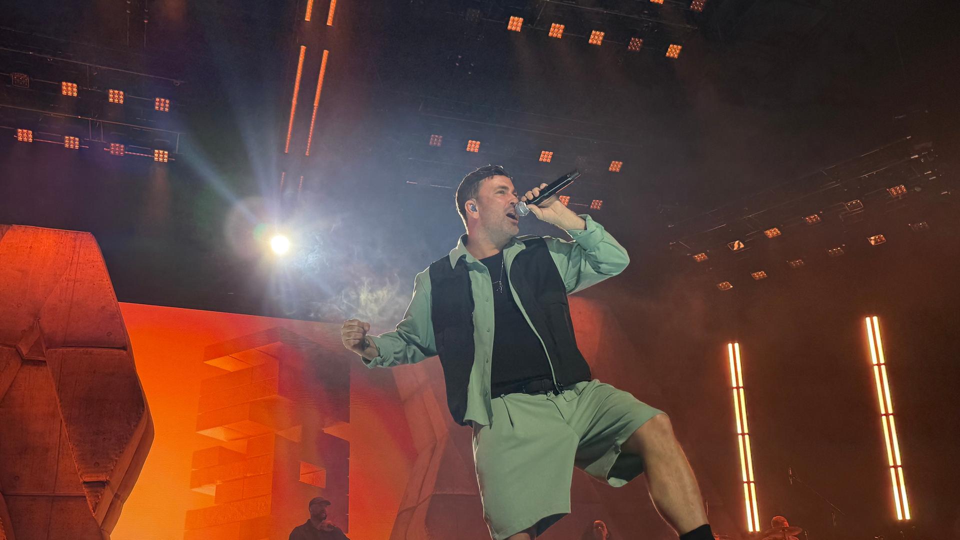 Marteria bringt die Frankfurter Festhalle zum Beben