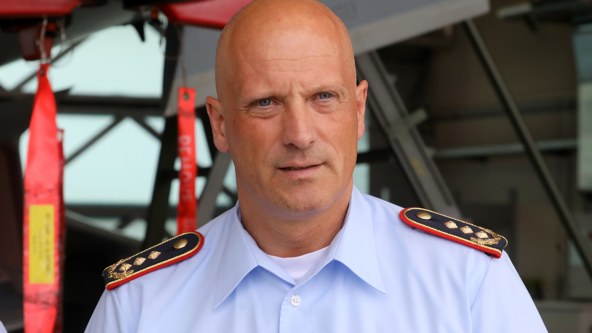 Der Inspekteur der Luftwaffe, Generalleutnant Ingo Gerhartz, bei einem Truppenbesuch beim Taktischen Luftwaffengeschwader 73 "Steinhoff" in Laage.