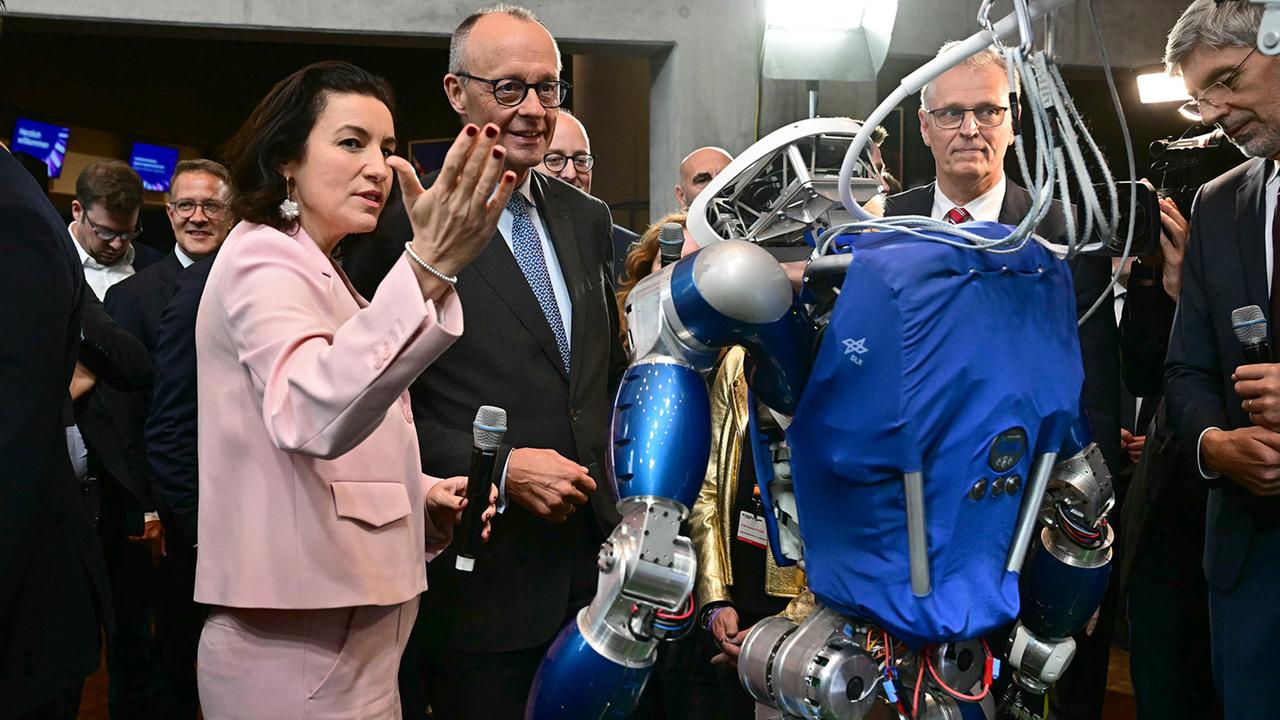 Kann die Bundesregierung mit Technologie die Wirtschaft retten? Kann die Bundesregierung mit Technologie die Wirtschaft retten?