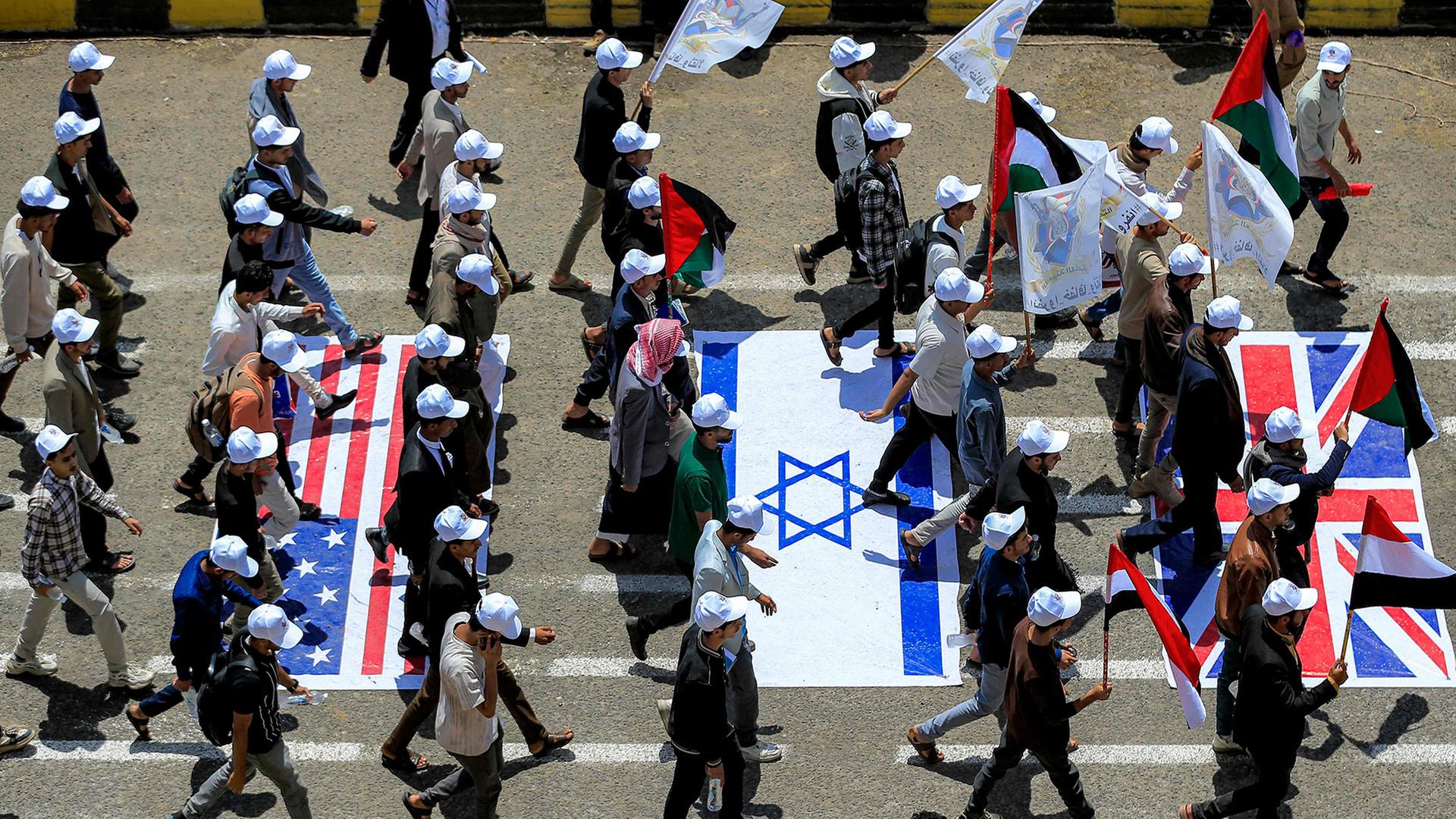 Debatte über Meinungsfreiheit: Warum viele ihre Meinung lieber für sich behalten