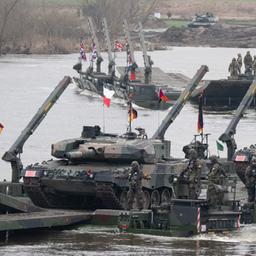Panzer bei der NATO-Übung Steadfast Defender