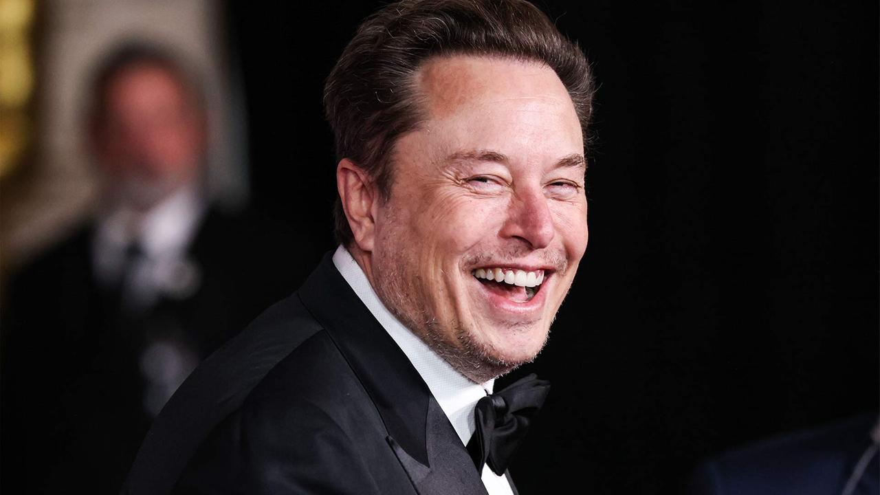 Tesla-Aktionäre genehmigen Musk Rekordvergütung im Billionenwert Tesla-Aktionäre genehmigen Musk Rekordvergütung im Billionenwert