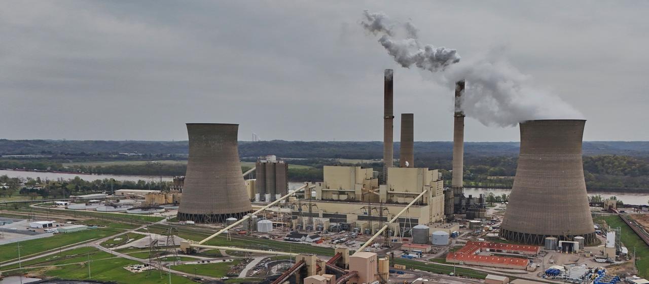 A coal-fired power plant in Cheshire, Ohio