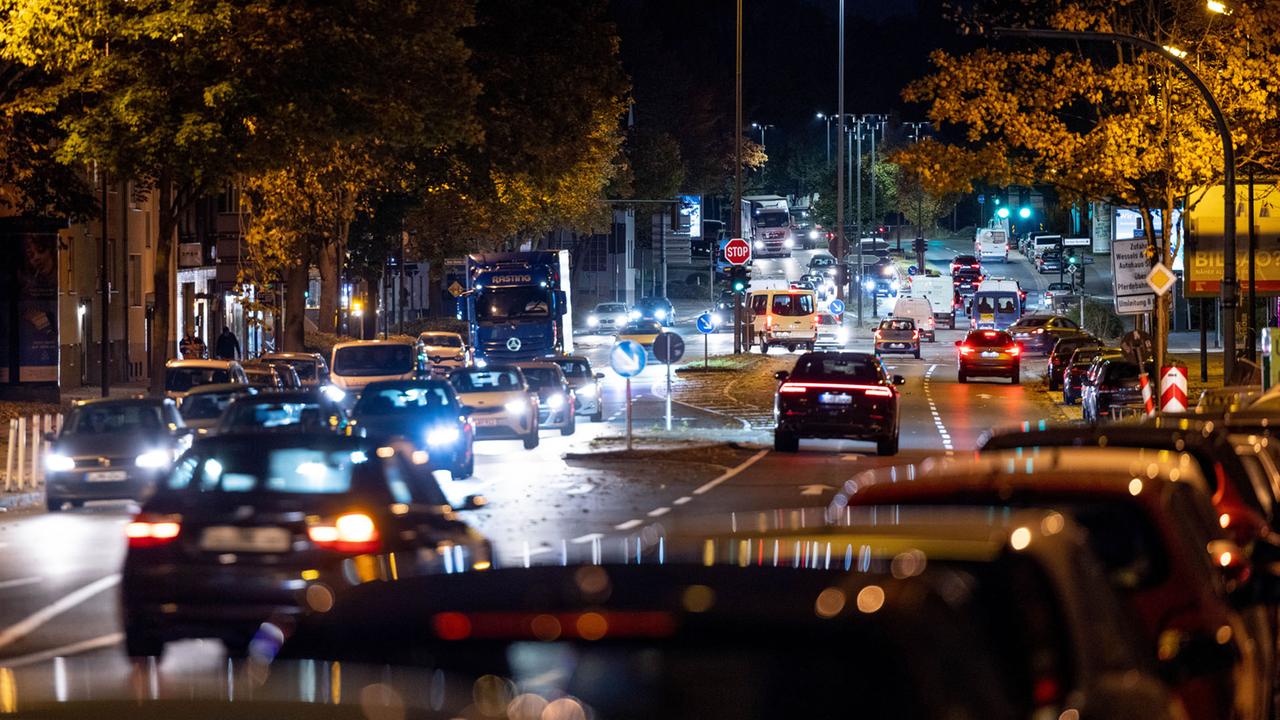 Elektroautos auf dem Land: Eine Ladesäule für 5.000 Einwohner