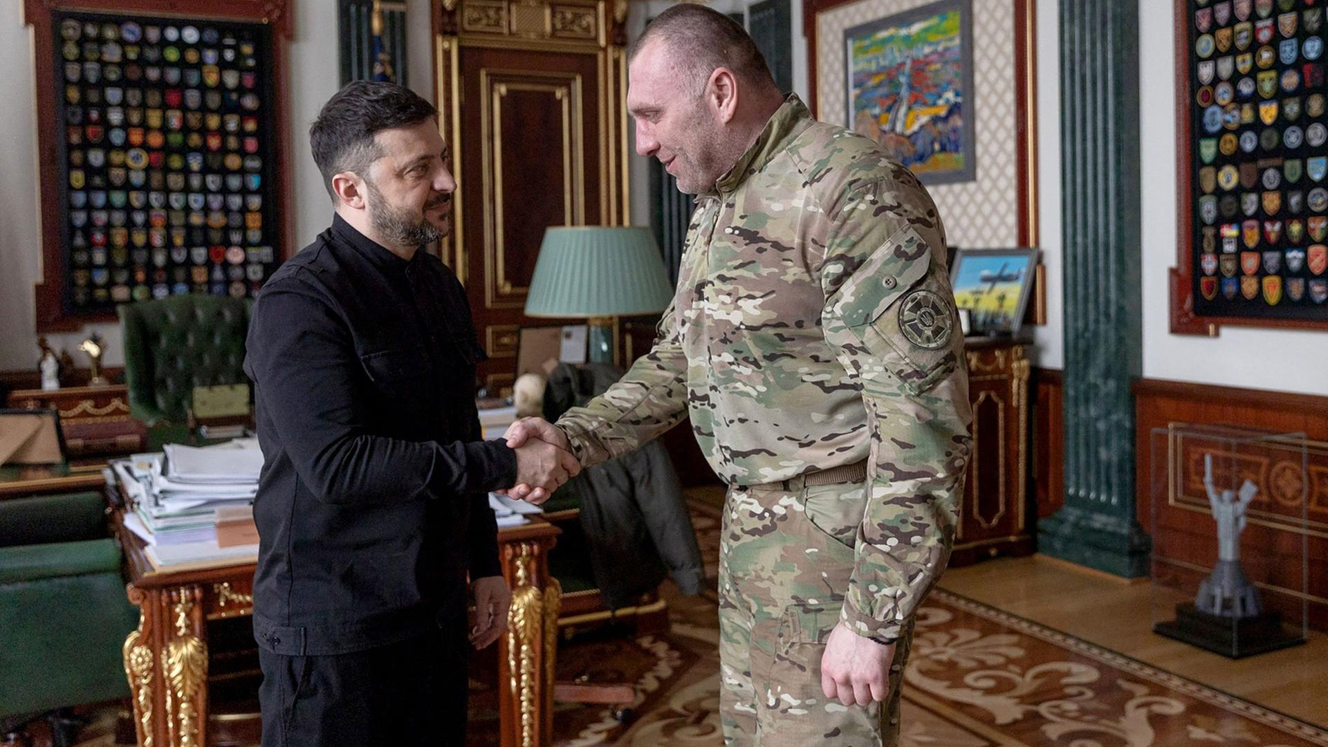 Wolodymyr Selenskyj und Wassyl Maljuk | AFP PHOTO / UKRAINIAN PRESIDENTIAL PRESS SERVICE