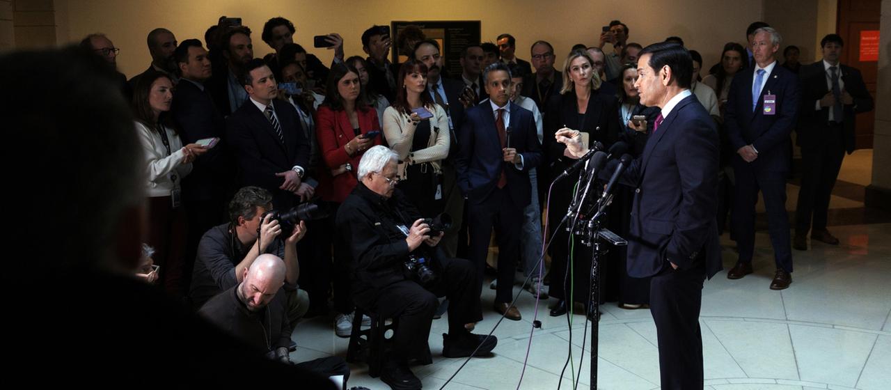 US-Außenminister Rubio vor der Presse