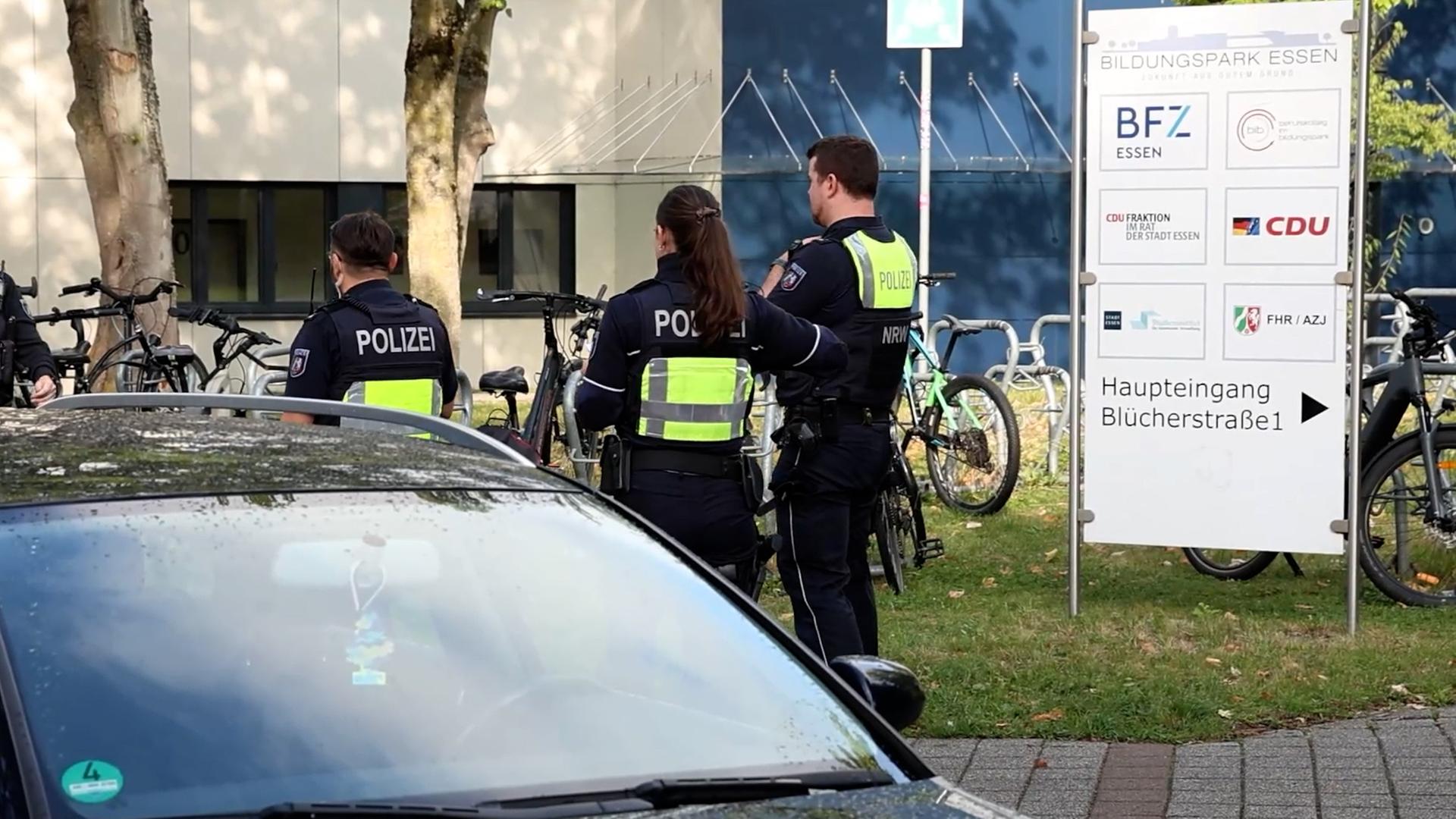 Messerangriff auf Lehrerin an Berufskolleg in Essen