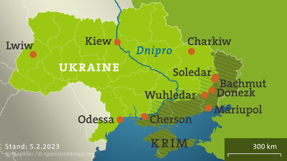 Dunkelgrün: Vormarsch der russischen Armee. Schraffiert: von Russland annektierte Gebiete.