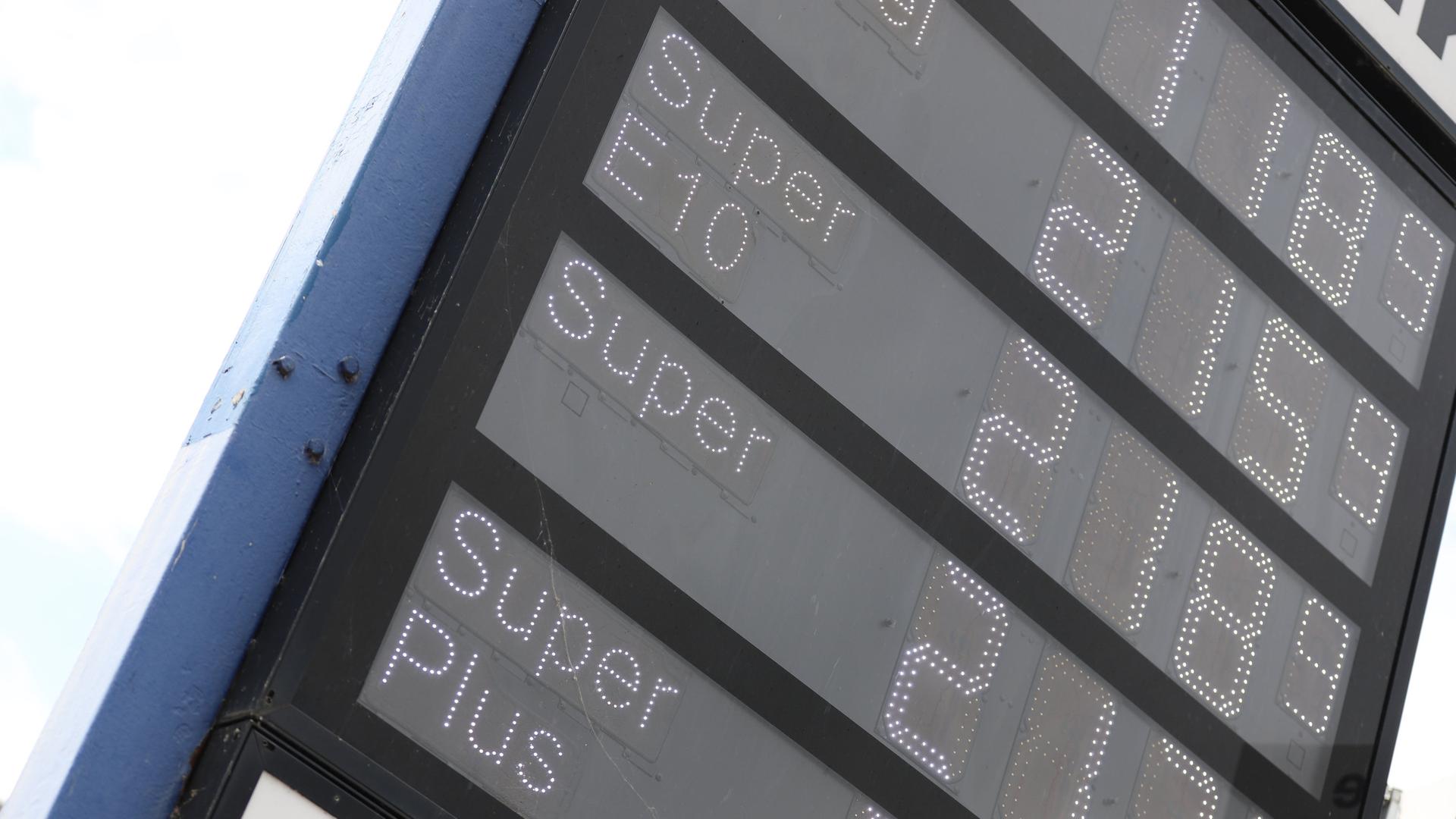 Steigende Ölpreise: Wird das Tanken schon wieder teurer?