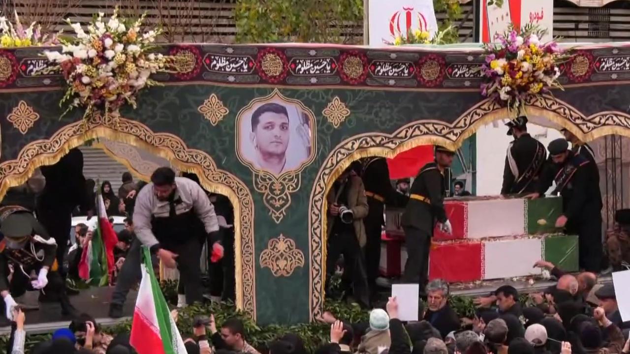 Menschen im Iran fürchten um ihre Angehörigen