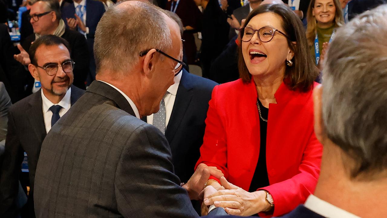 CSU-Parteitag: Merz äußert sich nicht zur Präsidentinnen-Frage