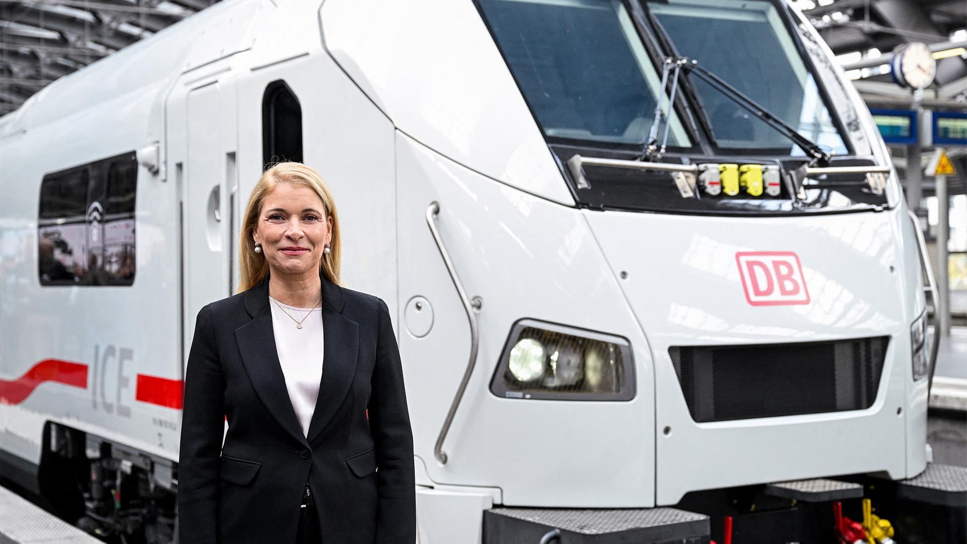 Evelyn Palla | REUTERS