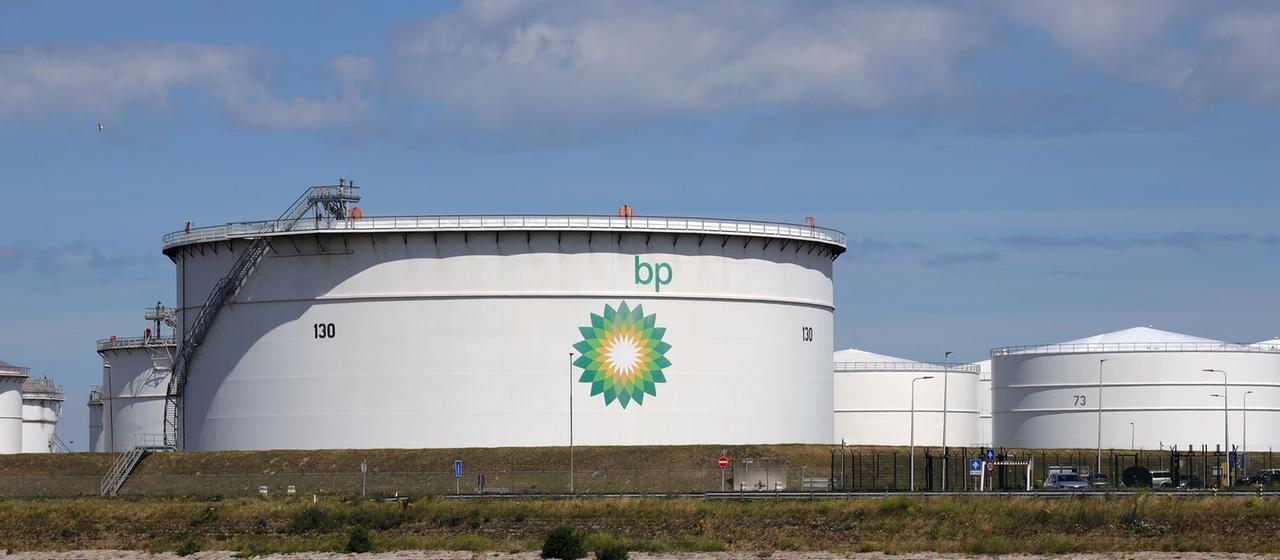 Erste Ölkonzerne melden sprudelnde Gewinne