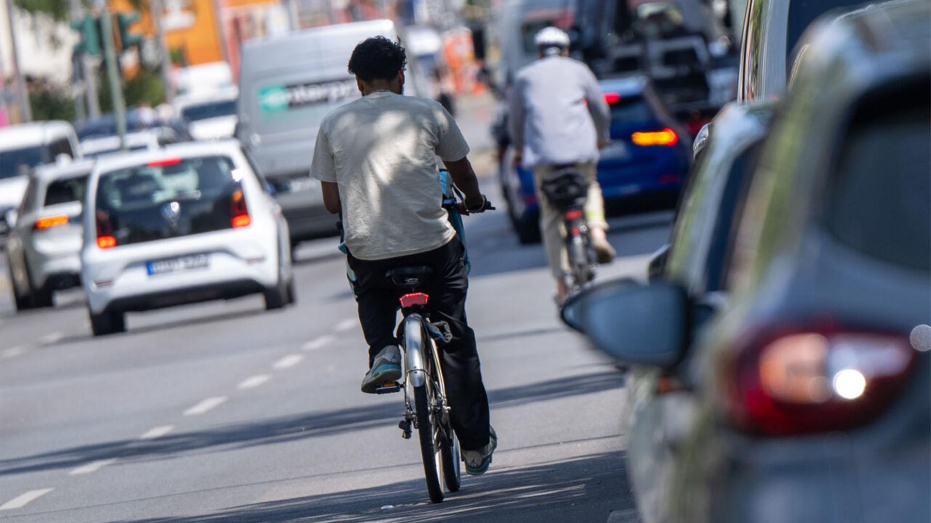 Radverkehr in Berlin: Senat lässt Gelder für Ausbau liegen