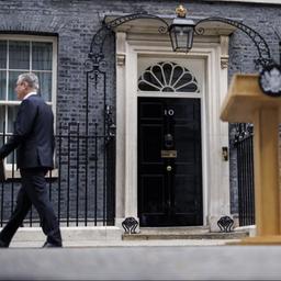 Keir Starmer vor 10 Downing Street.