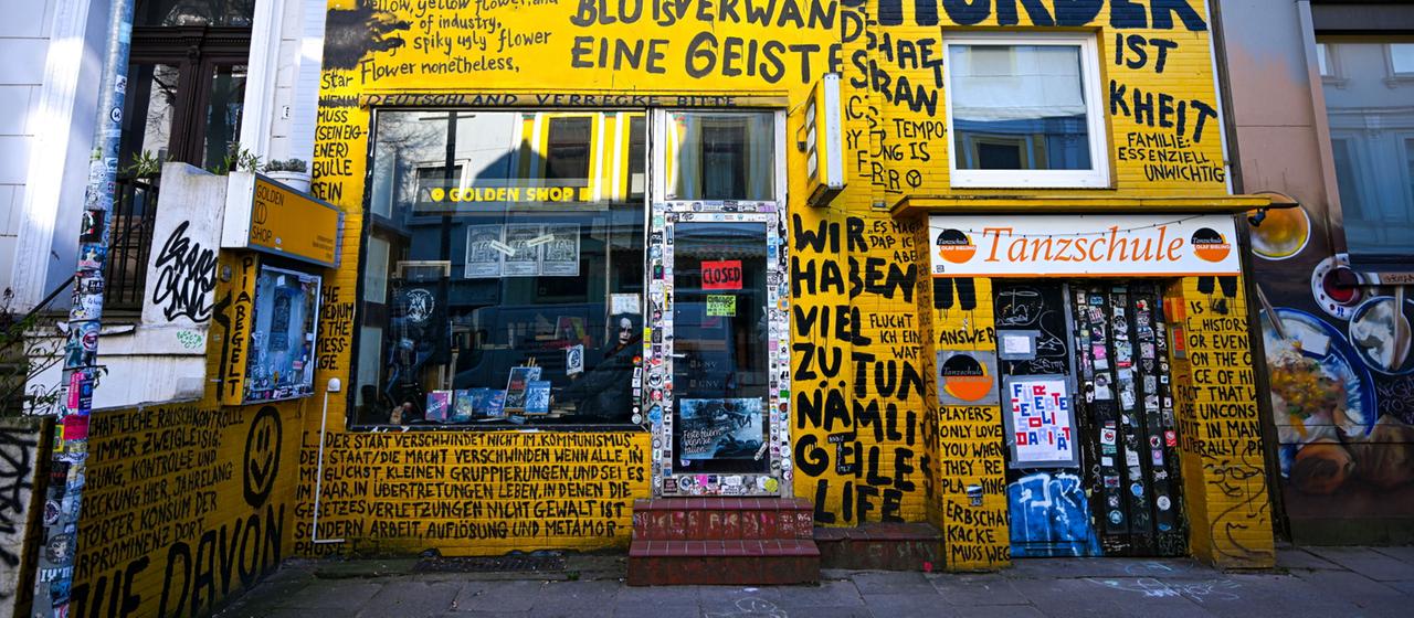 Der Buchladen "Golden Shop"