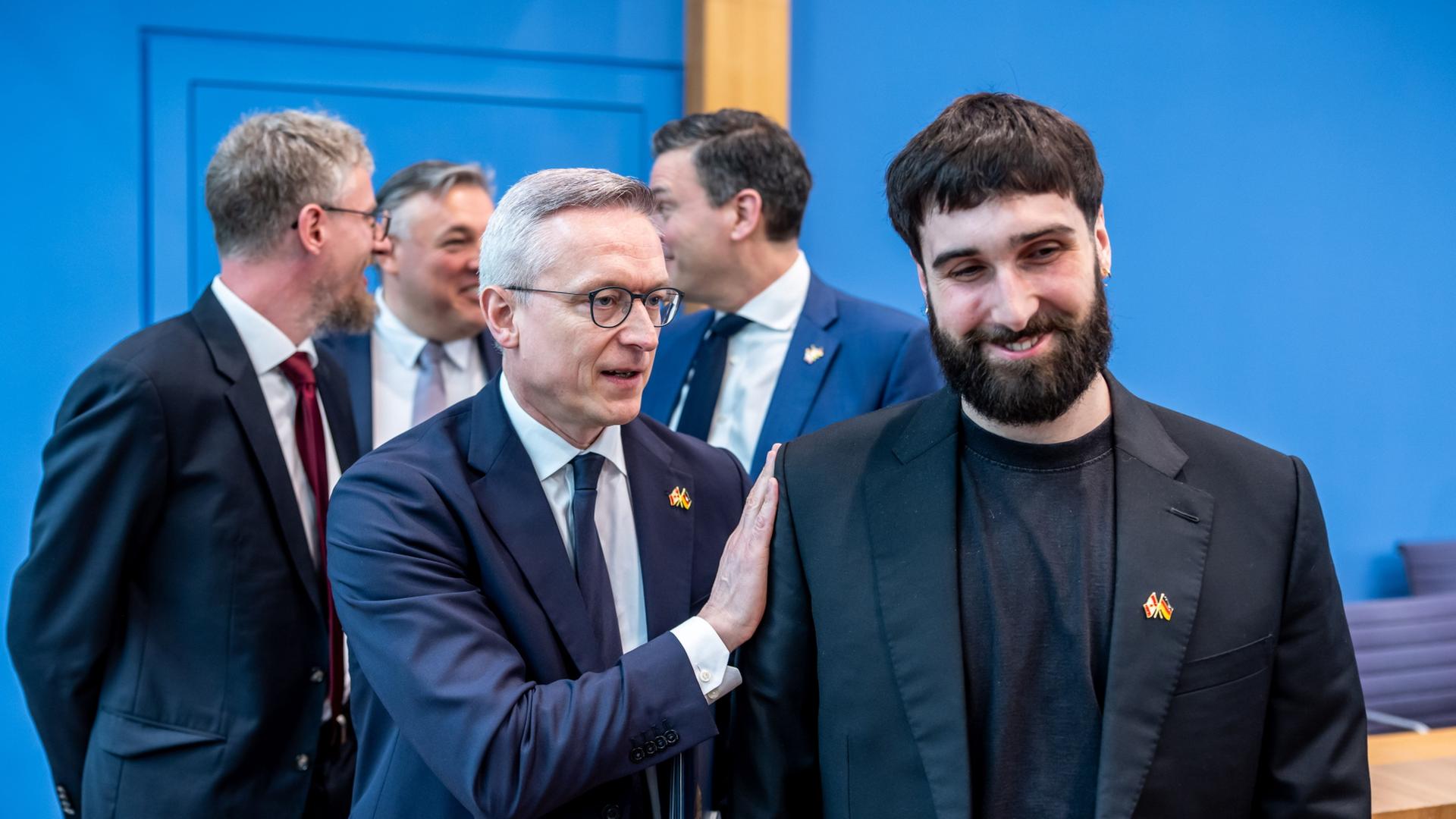 Karsten Wildberger und Aidan Gomez | Michael Kappeler/dpa