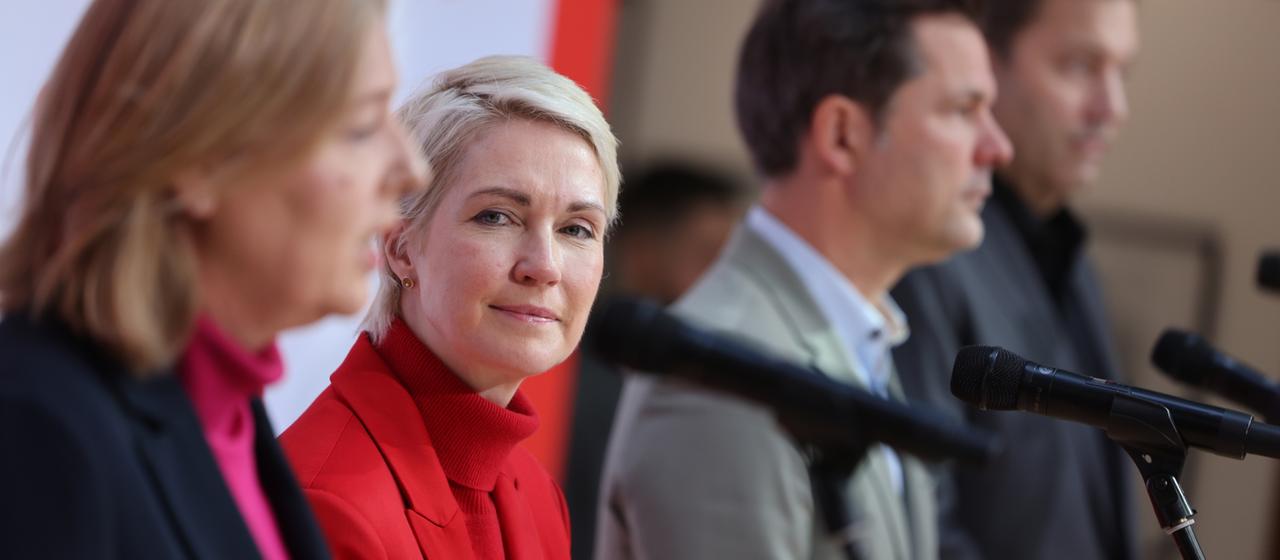 Bärbel Bas, Manuela Schwesig, Steffen Krach und Lars Klingbeil