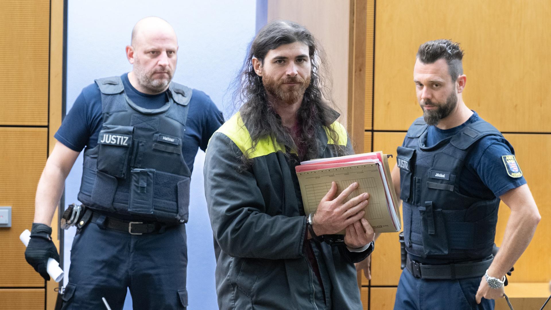 Ex-Soldat Franco A. nach Gerangel mit Polizisten zu Haftstrafe verurteilt