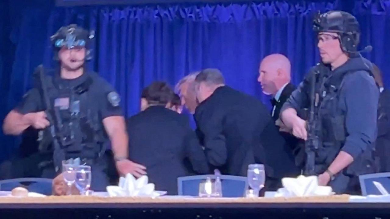 Schussähnliche Geräusche: US-Präsident Trump in Sicherheit gebracht