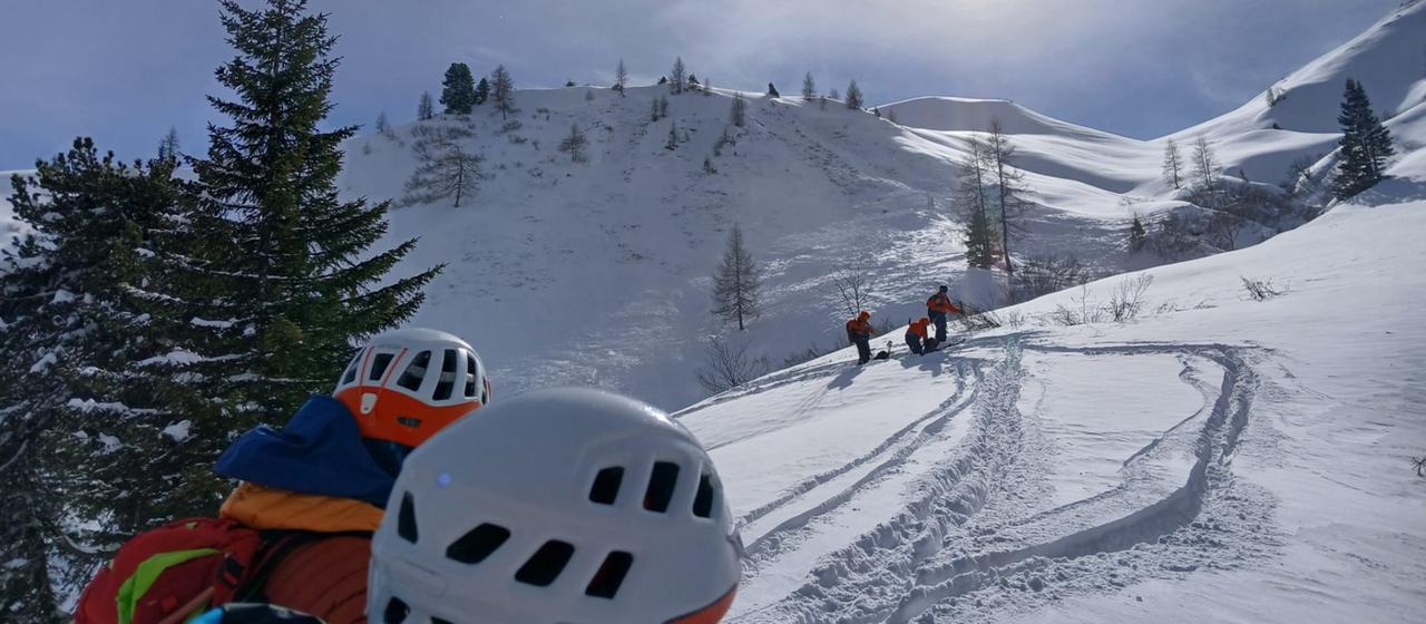 Rettungseinsatz am Filzmooshörndl in Großarl nachdem dutzende Lawinenabgänge gemeldet wurden