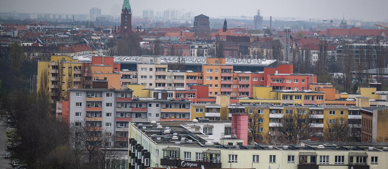 Blick auf Wohnhäuser im Berliner Bezirk Wedding.