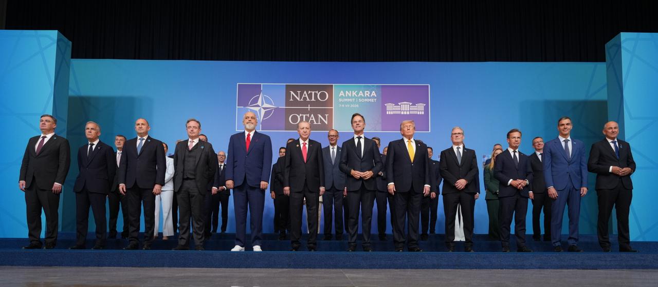 Teilnehmer des NATO-Gipfels in Ankara