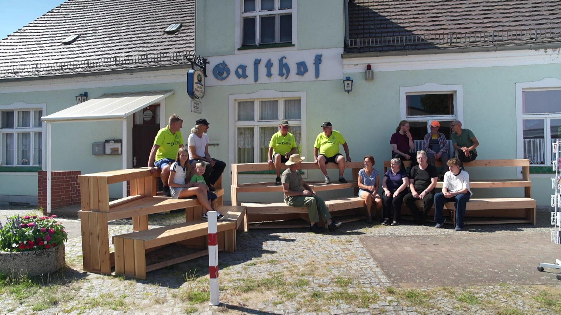 Wie ein Dorf in Brandenburg seinen Gasthof retten will