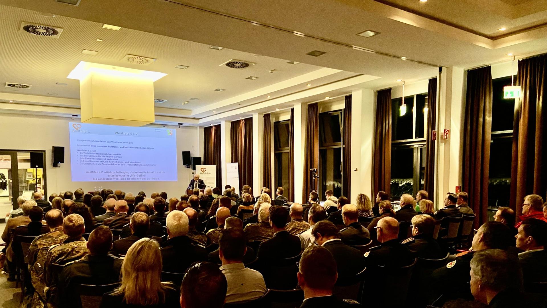 Sicherheitskonferenz in OWL: Die äußere Bedrohungslage sei erheblich