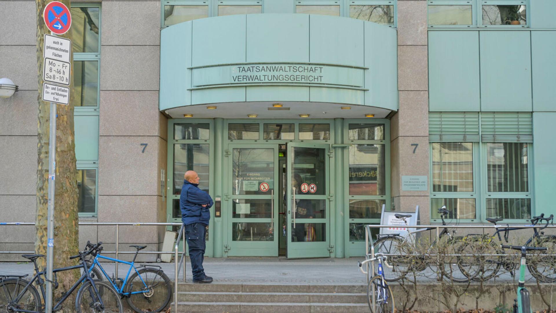 Verwaltungsgericht und Staatsanwaltschaft in Berlin-Moabit (Quelle: dpa/Joko) | dpa/Joko