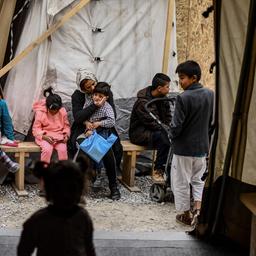 Menschen im griechischen Flüchtlingslager Moria, Archivbild