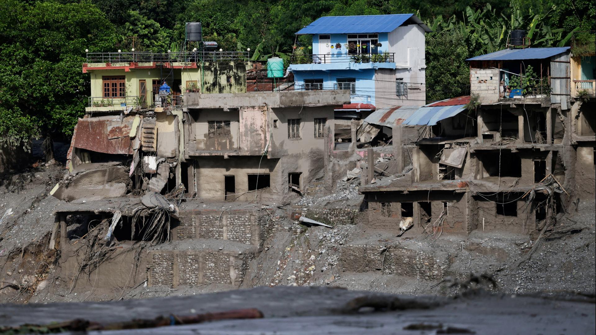 Sturzfluten im Himalaya: Tote und Vermisste in Nepal und China