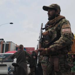 Ein Bewaffneter der Taliban
