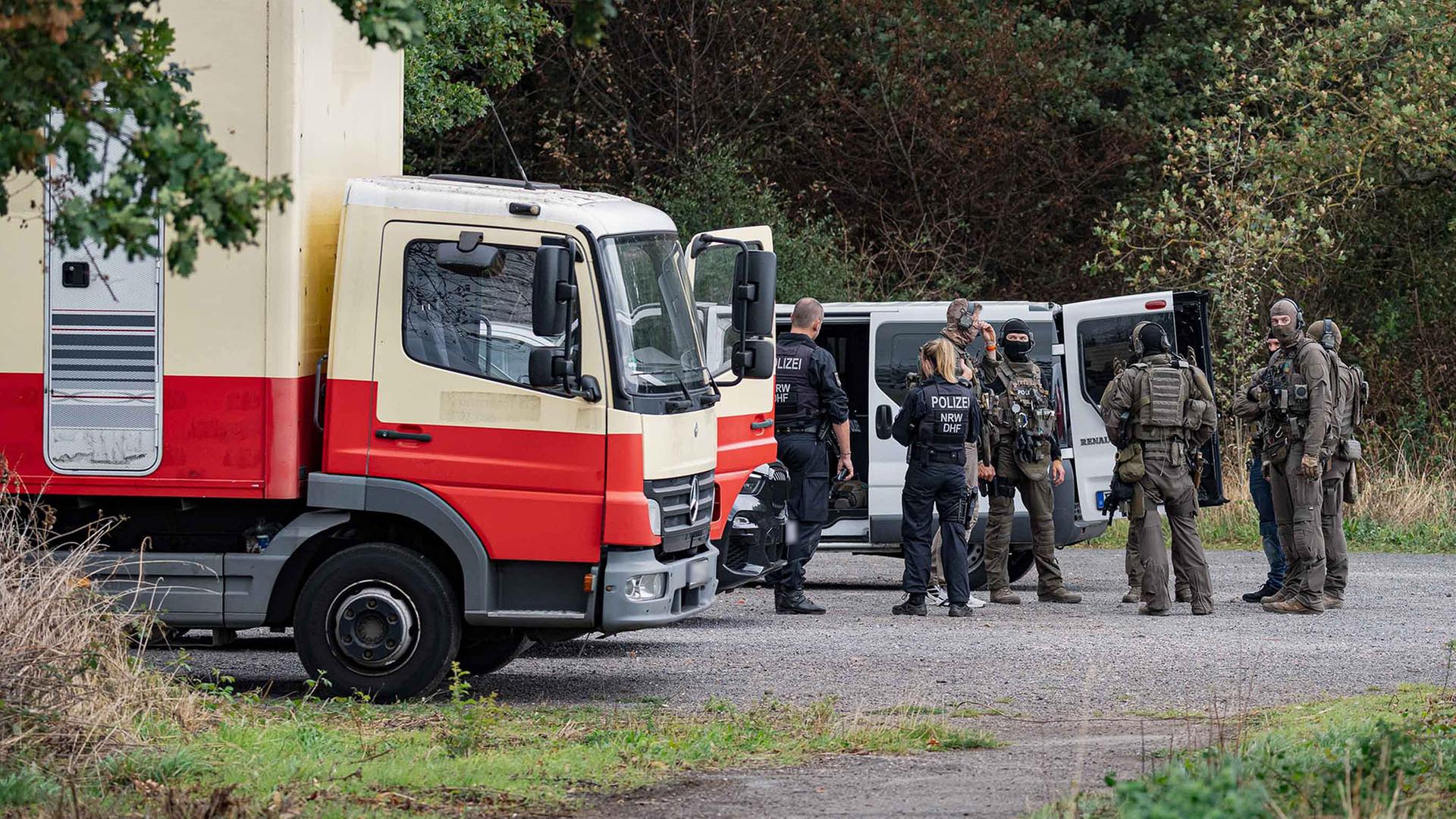Sabotage am Stromnetz: Sprengstoff in Wohnung von Verdächtigem gefunden
