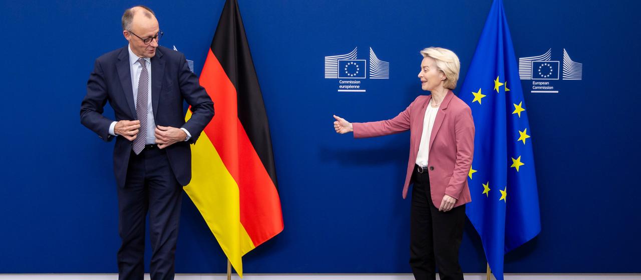 Friedrich Merz und Ursula von der Leyen in Brüssel (Archivbild: 05.12.2025)