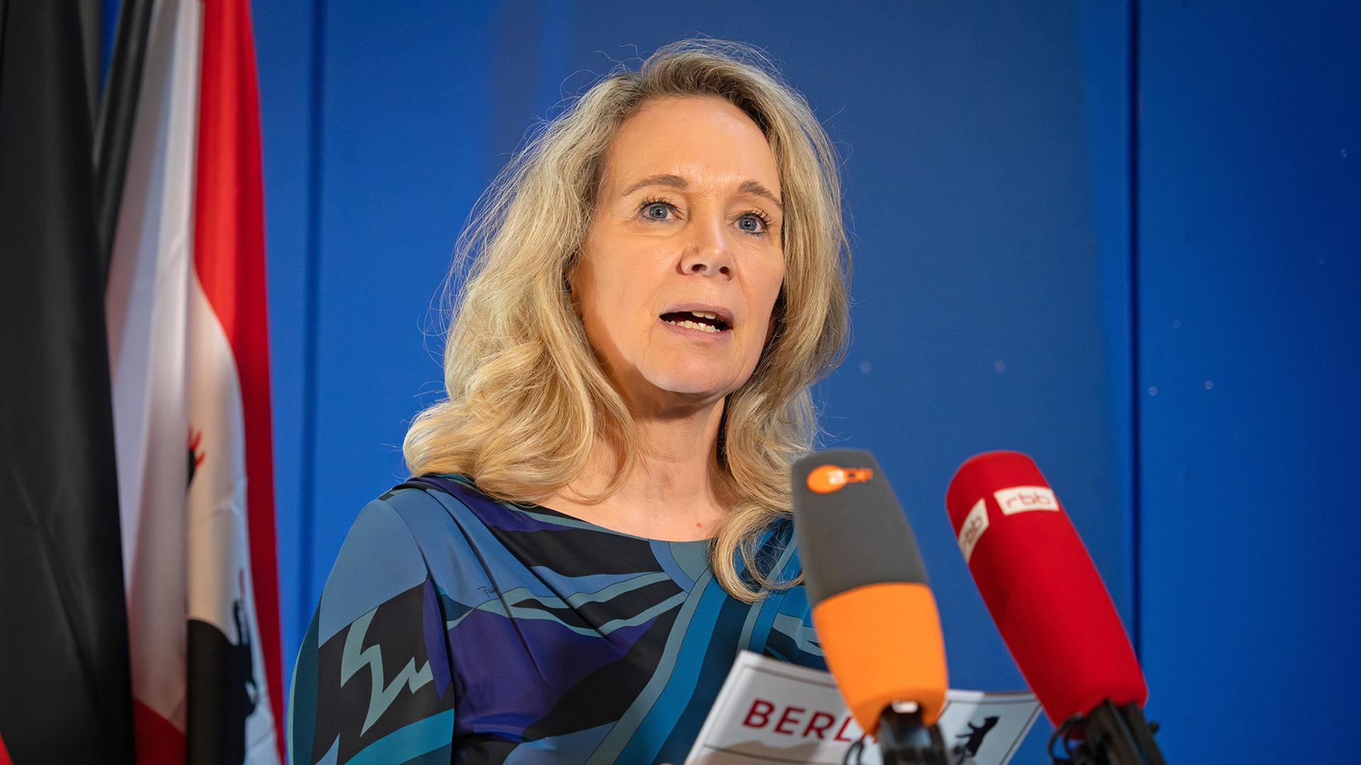 24.04.2026, Berlin: Sarah Wedl-Wilson (parteilos), Berliner Senatorin f�r Kultur und Gesellschaftlichen Zusammenhalt, spricht w�hrend eines Pressestatements (Quelle: dpa/S.Stache) | dpa/S.Stache