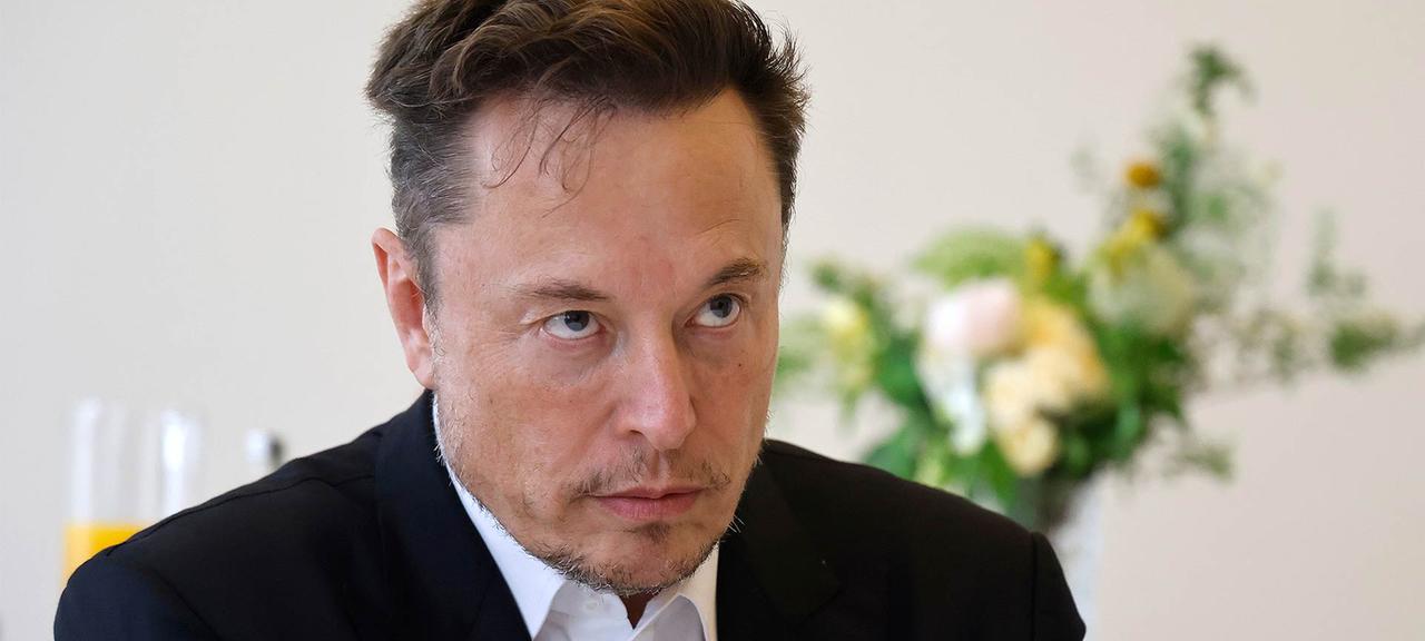 Elon Musk Just Killed Tesla Dojo: Was It A Huge Mistake? - p47jbig