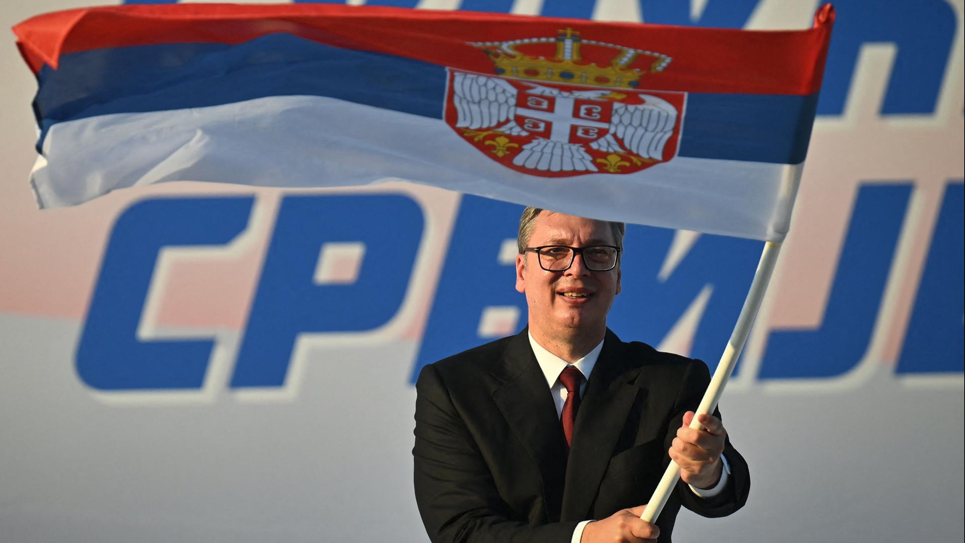 Serbien wählt - kann Vucic seine Macht wieder festigen?