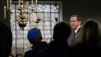 Isaac Herzog bei der Eröffnung des Holocaust-Museum in Amsterdam